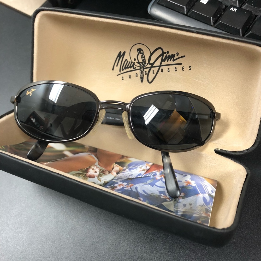 AUTHENTIC Maui Jim sunglasses